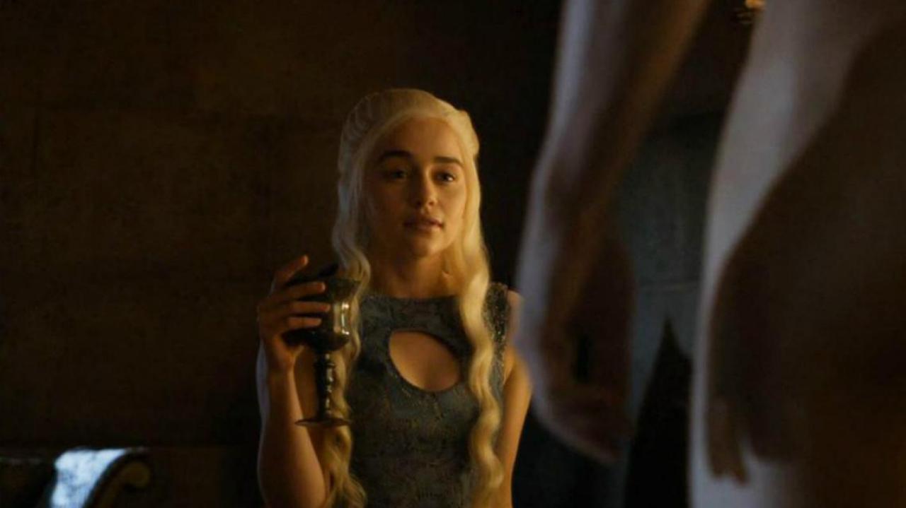 Emilia Clarke Talks Female Empowerment Male Nudity In Game Of Thrones Newshub