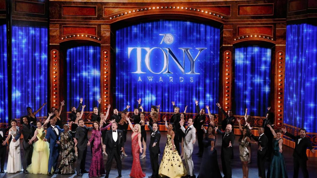 Hamilton wins big in Tony Awards ceremony dedicated to Orlando shooting