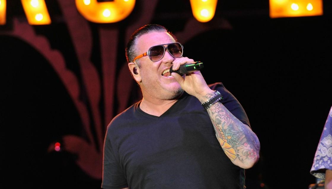 Steve Harwell: Smash Mouth frontman dies aged 56, Ents & Arts News