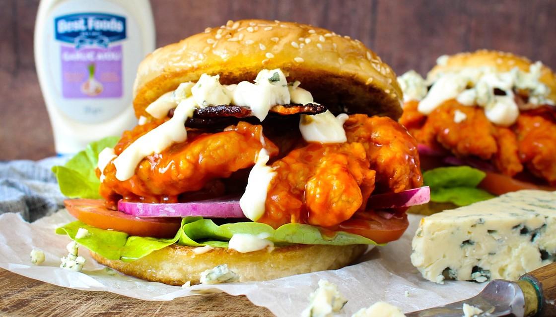 Recipe The winning buffalo chicken burger that beat the competition Newshub