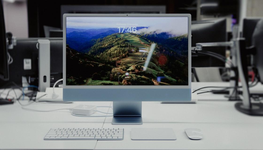 24 M3 iMac Review - The BEST Mac for Everyone? 