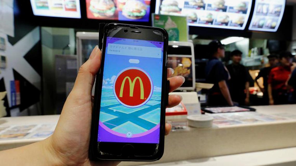 McDonald's considers smartphone ordering in New Zealand | Newshub