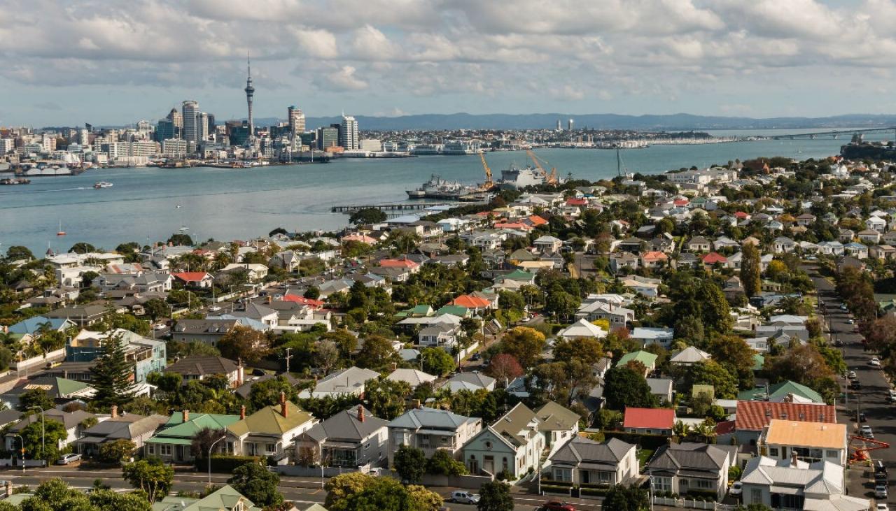 Housing Trade Me data shows average Auckland price has passed 1