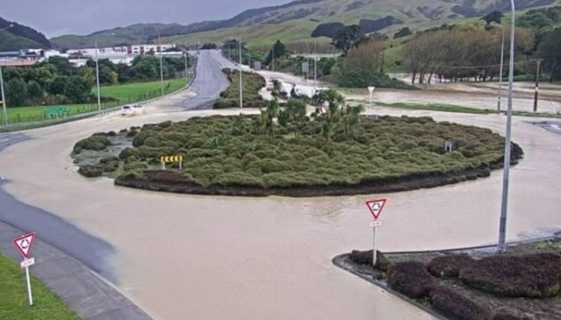 Weather Flooding threatens homes in Porirua, roads closed by