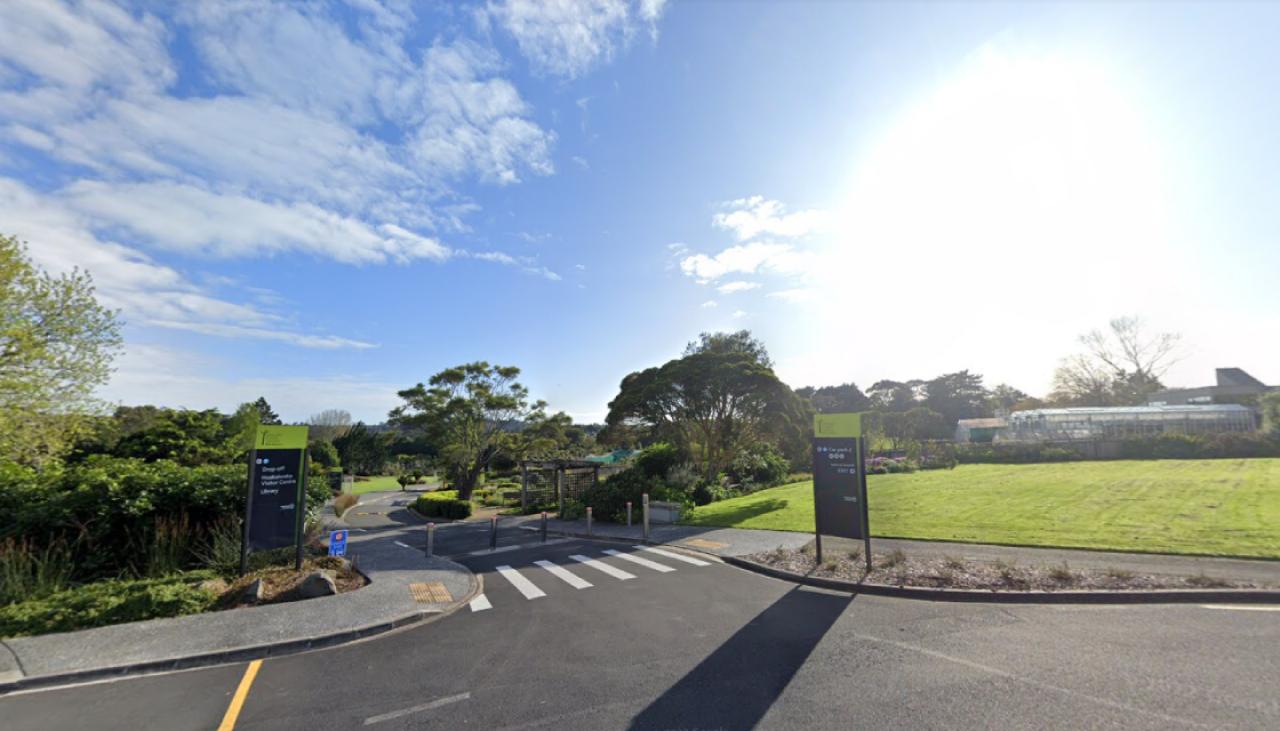Alleged Offenders Description Released Following Assault At Tōtara Park Auckland Newshub 3623