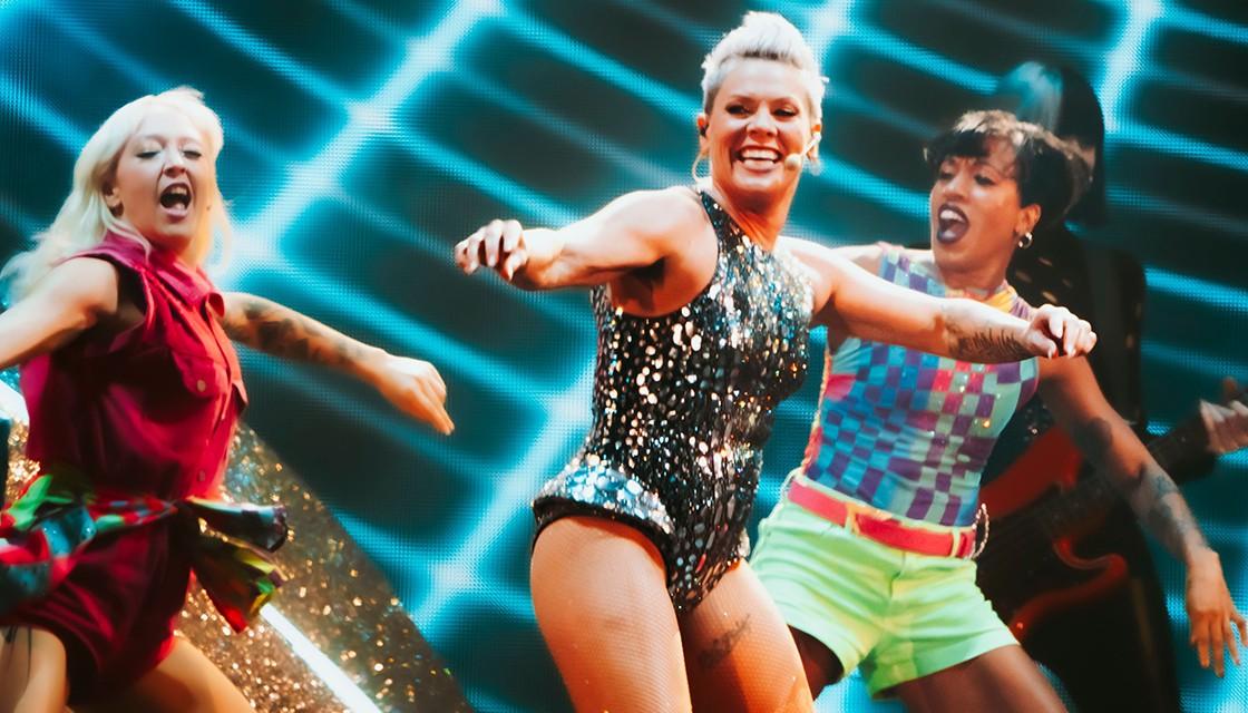 'Huge demand' on trains from Pink concert, Warriors game Auckland