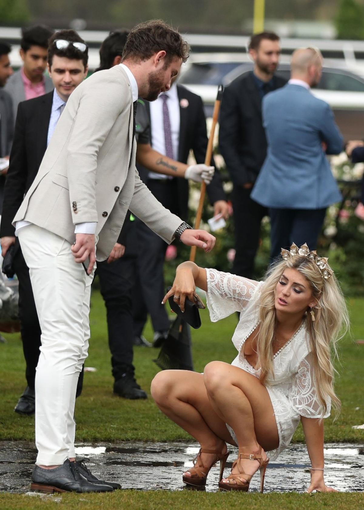 The Cringiest Moments From A Soggy Melbourne Cup Newshub