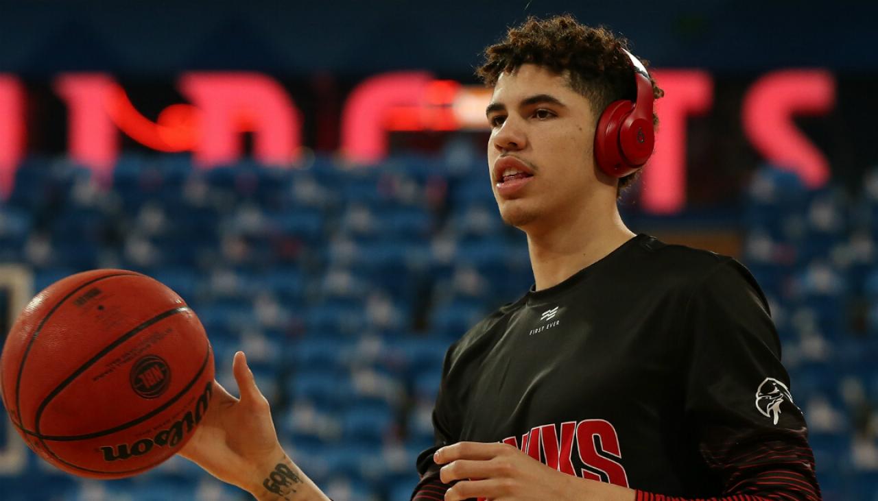 LaMelo Ball and his manager have purchased the Illawarra Hawks