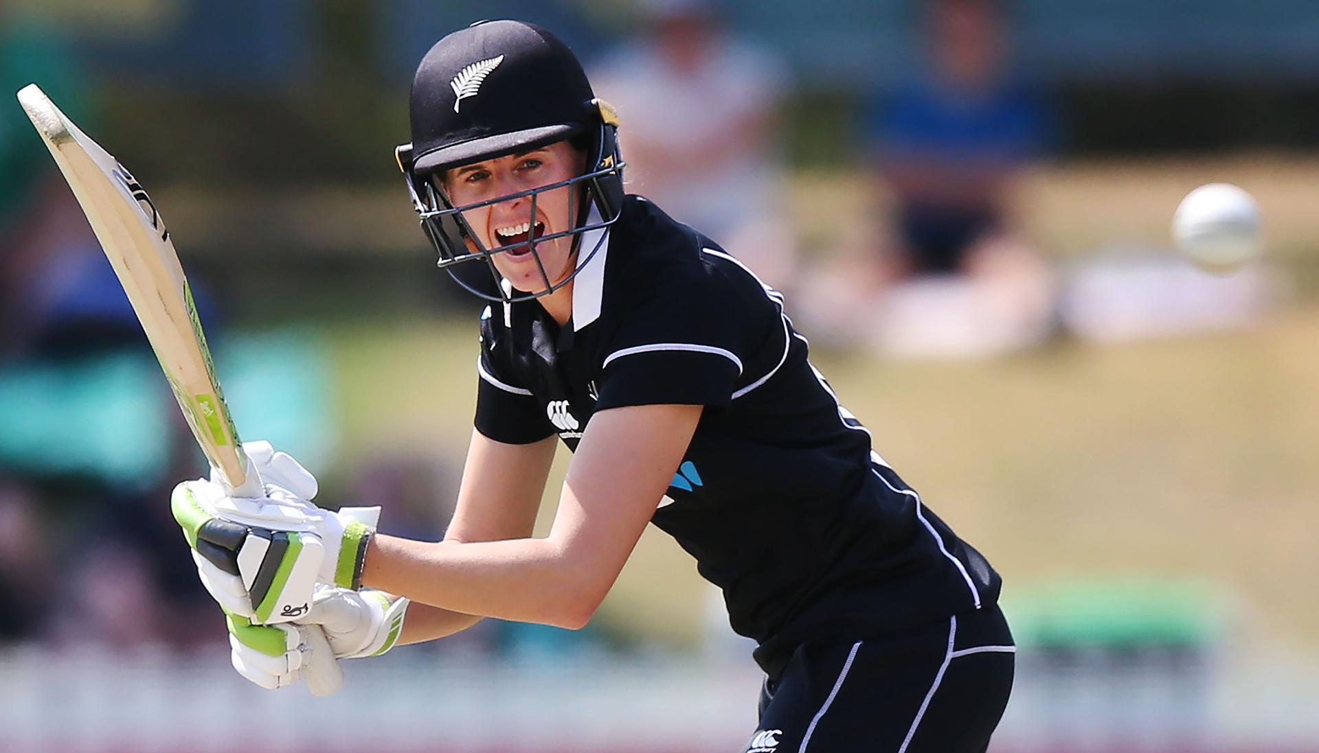 Cricket: Amy Satterthwaite makes White Ferns return for Australian tour ...