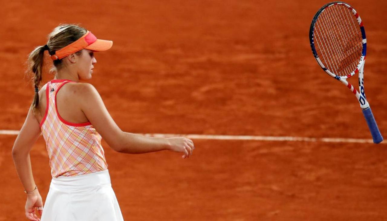 French Open 2020: American Sofia Kenin rallies to reach quarter-finals