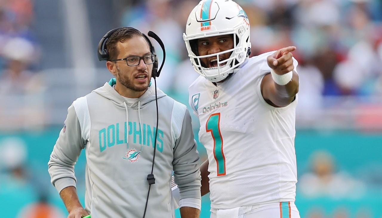 Dolphins' Mike McDaniel defends decision to play Tua Tagovailoa vs. Bengals