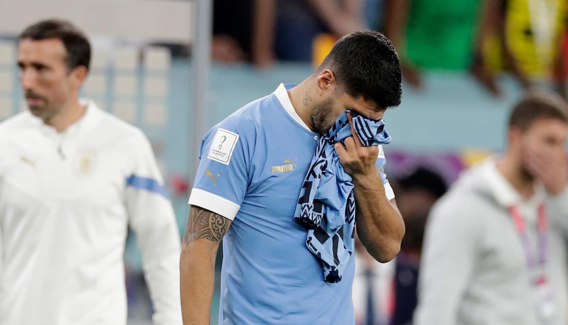 World Cup 2022: Tears for Suarez as karma bites – DW – 12/04/2022