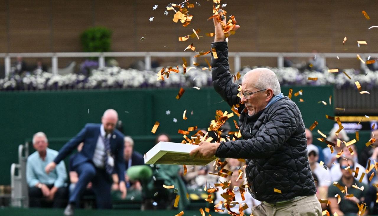 Wimbledon Antioil protesters disrupt play twice on day three of Grand