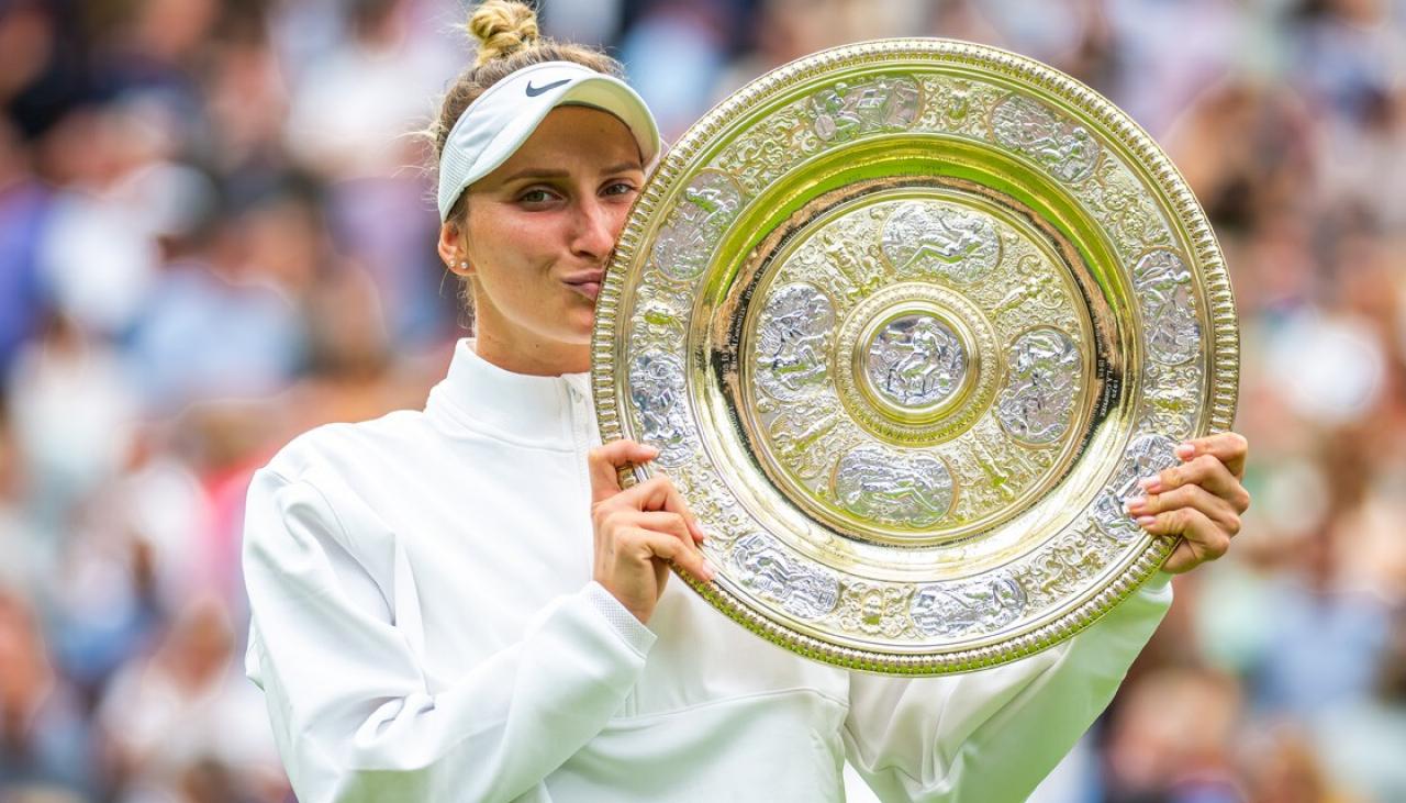 Marketa Vondrousova Stuns Ons Jabeur Sets Record In Wimbledon Open My Xxx Hot Girl