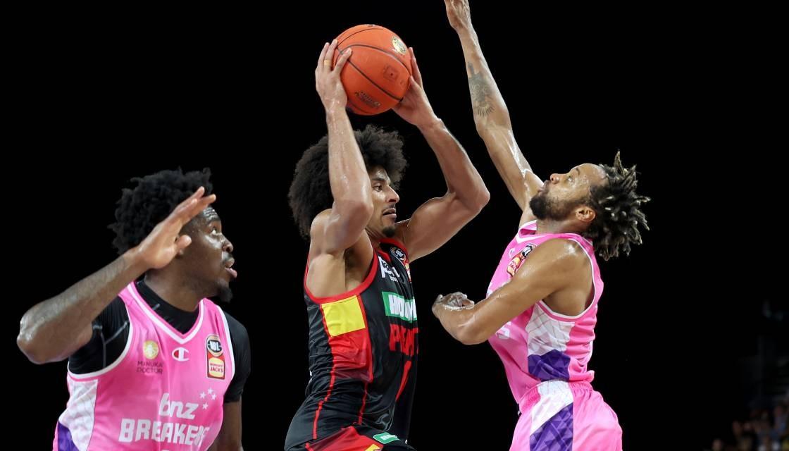 Perth Wildcats' 35-year NBL playoff streak ends, Tasmania