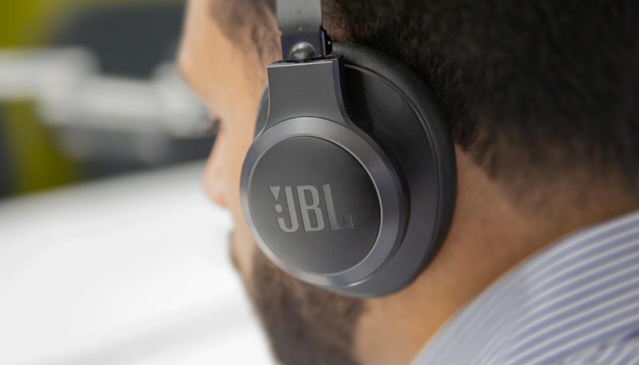JBL 660NC Live Headphones Review 