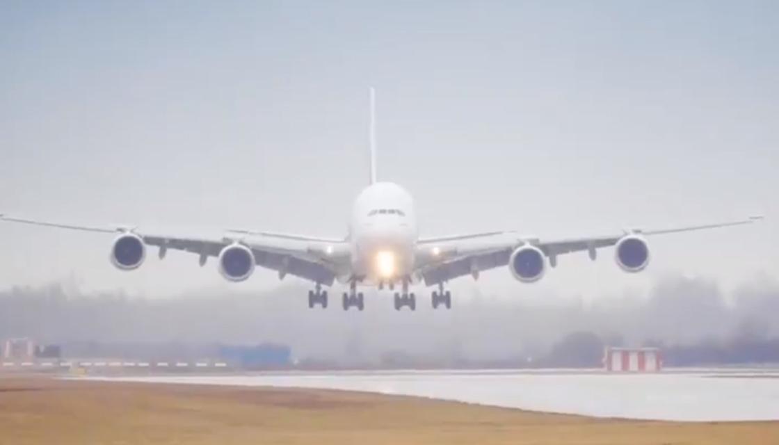 Video: Pilots perform 'perfect' landing of massive A380 in heavy rain