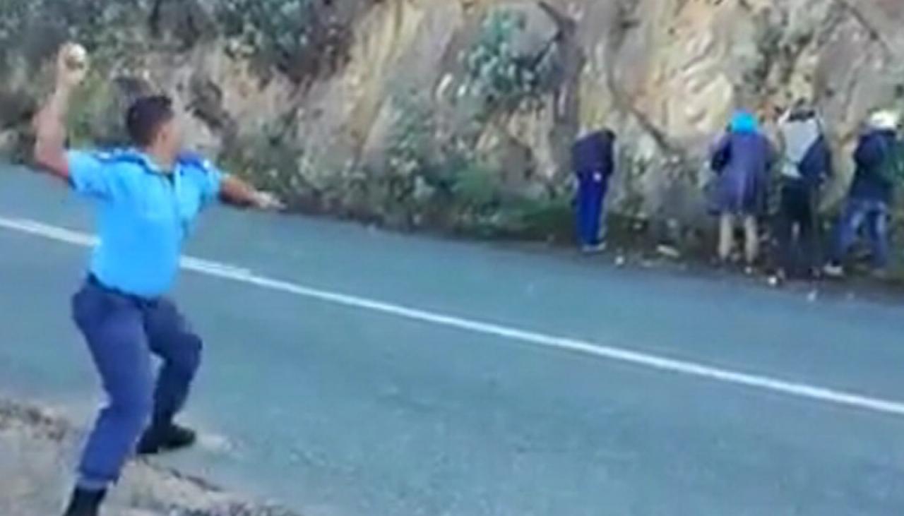 Video South African Police Punish Crooks With Apple Firing Squad Newshub