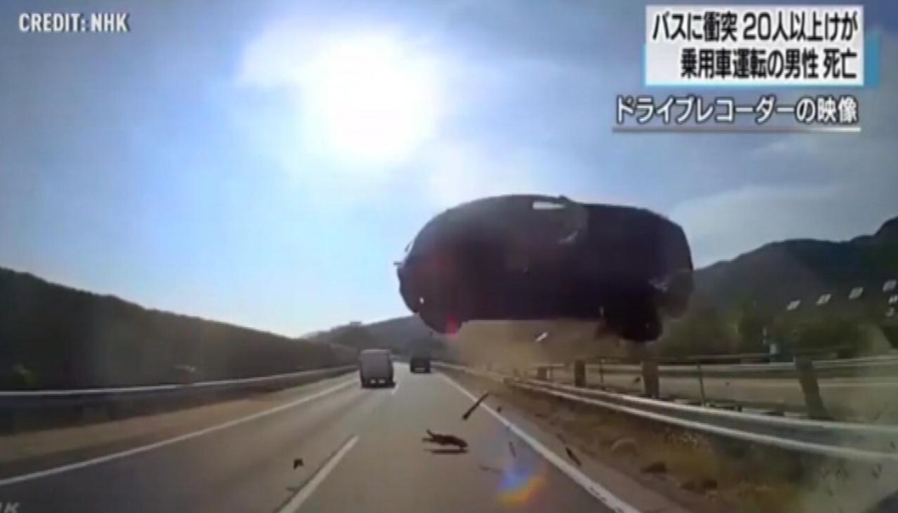 Car flies into air smashes bus in horrifying crash in Japan Newshub