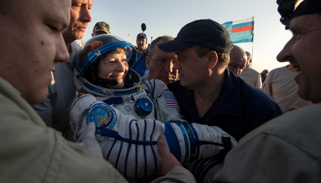 Record breaking Nasa astronaut returns to earth Newshub