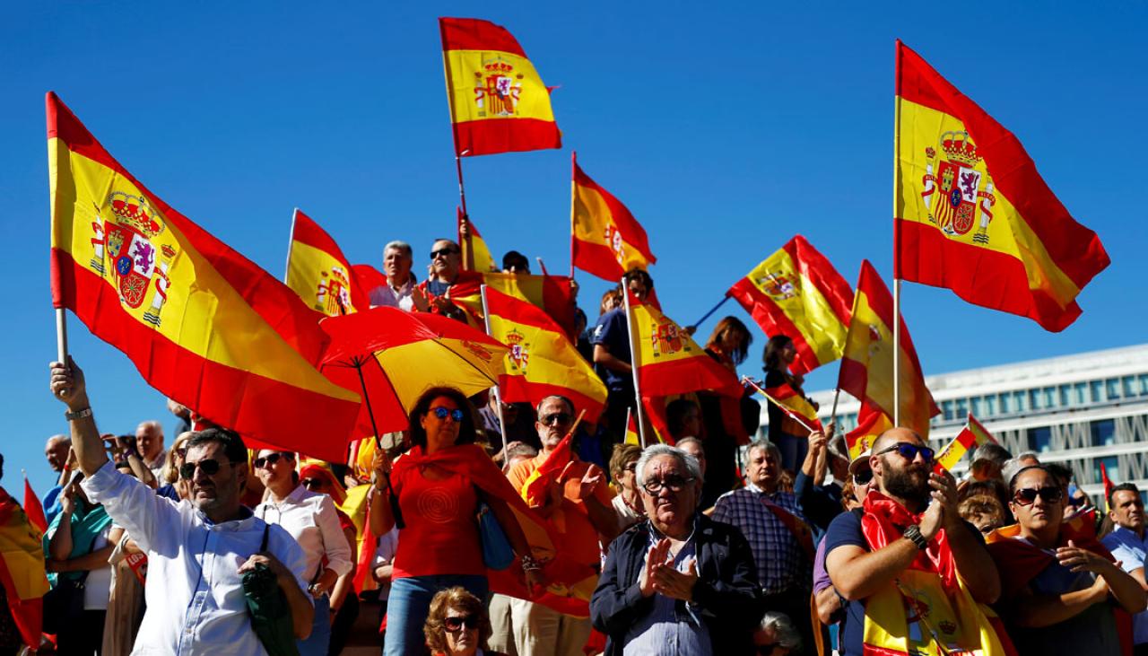Protests across Spain for and against Catalan independence Newshub