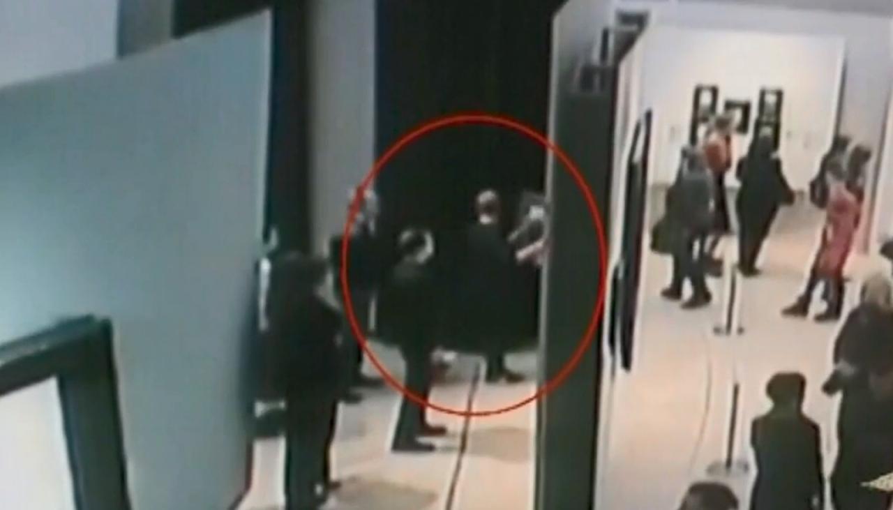 Watch Russian Thief Poses As Gallery Worker To Steal 15m Artwork