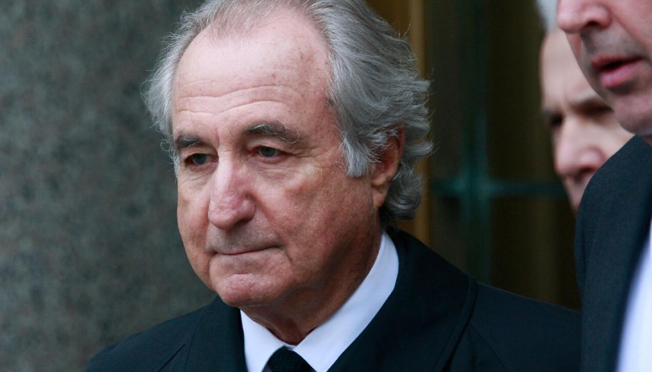 Disgraced Ponzi Schemer Bernie Madoff Dies At 82 Newshub 