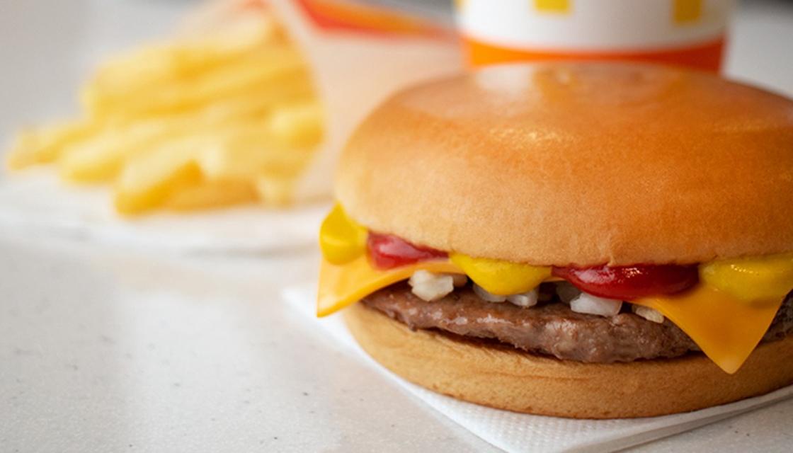 Russian Woman Sues Mcdonalds For 19 After Cheeseburger Ad Forced Her